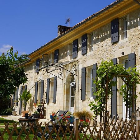 La Girondine Bed & Breakfast Galgon Bagian luar foto