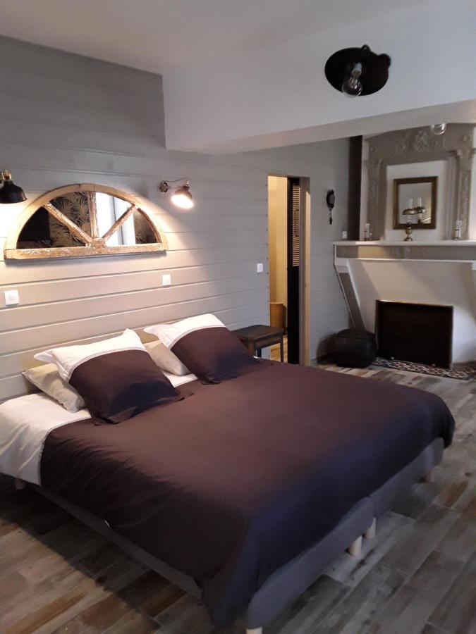 La Girondine Bed & Breakfast Galgon Bagian luar foto