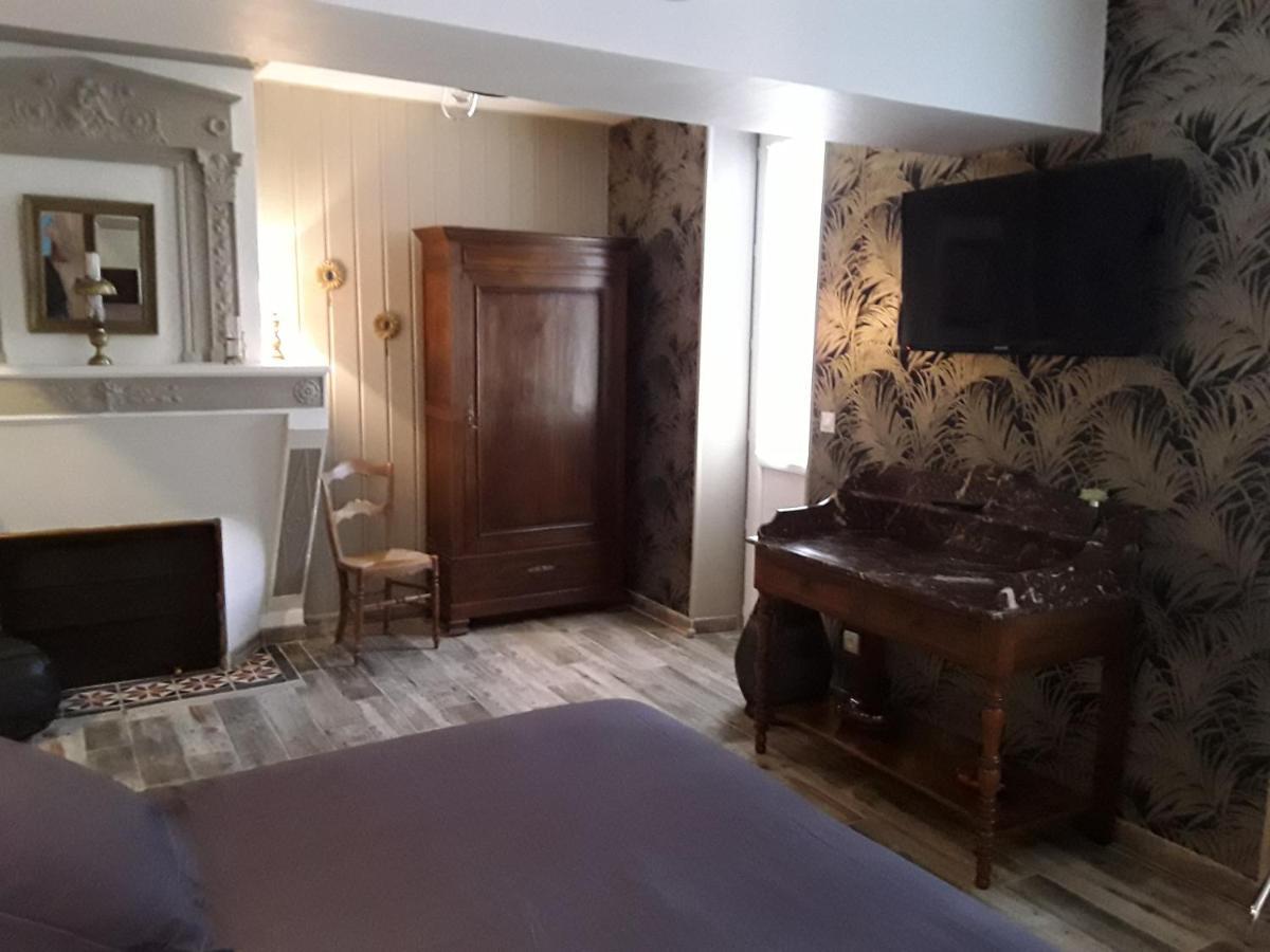 La Girondine Bed & Breakfast Galgon Bagian luar foto